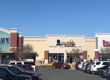 virginia/fredericksburg/shop/lazy-daisy-gift-store