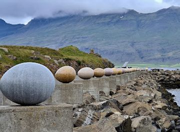 iceland/east-fjords/shop/eggin-i-gleoivik