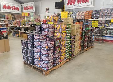 missouri/central-missouri/shop/barefoot-village-fireworks