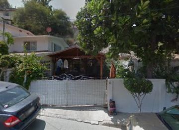 mexico/tijuana/shop/olivia-s-fashion