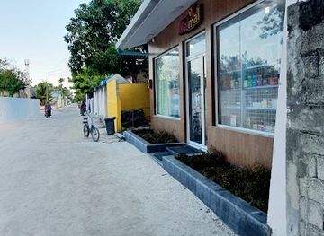 maldives/gaafu-dhaalu-atoll/shop/malmal