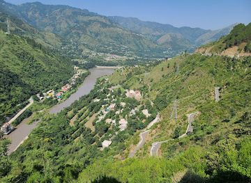pakistan/neelum-valley/shop/patrind-dam-view-point