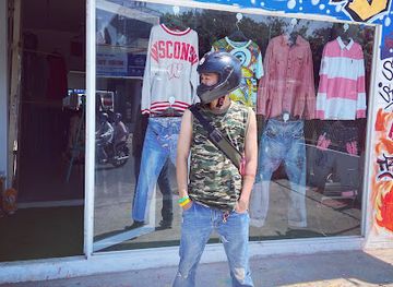 vietnam/mui-ne/shop/tho-san-2hand