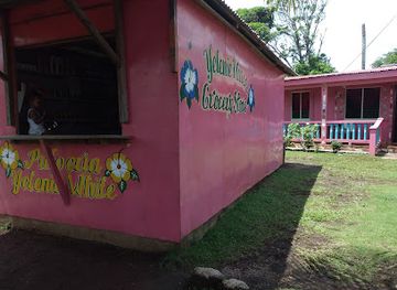 nicaragua/corn-islands/shop/sally-peachy-store