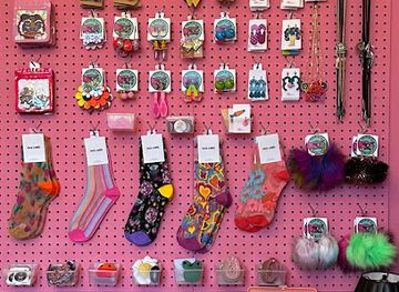 kentucky/louisville/shop/hard-times-collective