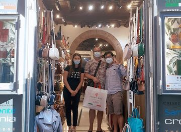 italy/chianti/shop/florence-moon