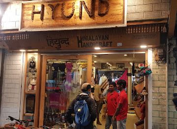 india/the-himalayas/shop/himalyan-handicrafts-manali