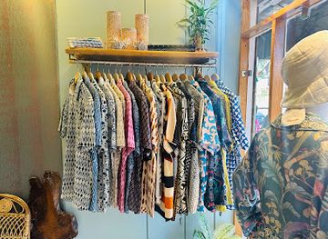 india/goa/anjuna/shop/ojasvana