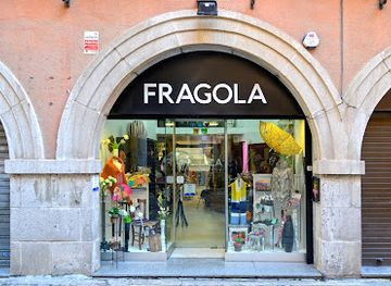 spain/toledo/santa-maria-la-blanca/shop/fragola-toledo