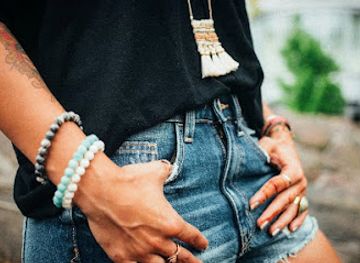 pennsylvania/erie/shop/ikonik