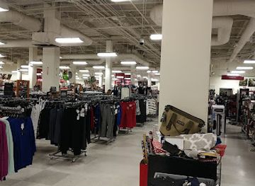 california/pasadena/south-lake-avenue/shop/t-j-maxx