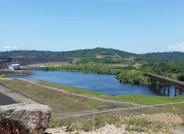 suriname/wanica-district/shop/wanica-shopping-center