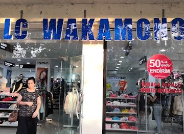 azerbaijan/mingachevir/shop/lc-waikiki