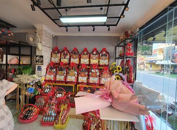 cambodia/svay-rieng/shop/raksmey-flower-shop