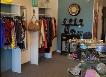 ohio/maumee-valley/shop/simply-d-vine-boutique