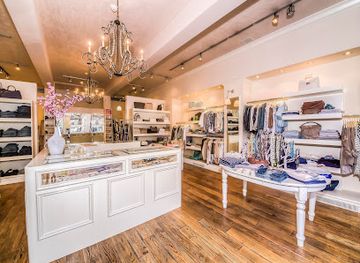 colorado/telluride/shop/two-skirts