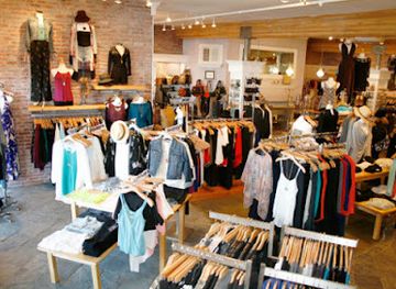 nevada/lake-tahoe-basin/shop/savvy-of-lake-tahoe