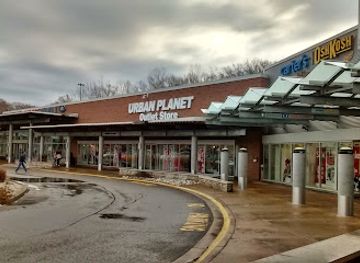 canada/niagara-falls/shop/canada-one