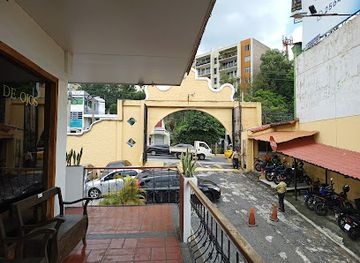 el-salvador/san-salvador/colonia-escalon/shop/villas-espanolas-mall