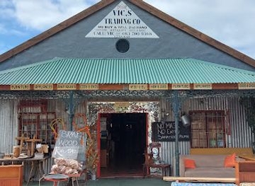 south-africa/overberg/shop/vic-s-trading-co
