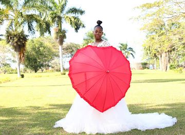 jamaica/runaway-bay-area/shop/elevated-gowns-and-decor