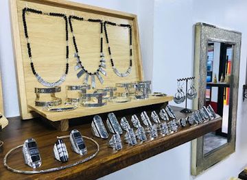 thailand/koh-samui/lamai/shop/factory-world-jewels