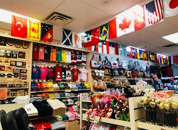 canada/northern-canada/shop/famous-canada-inc