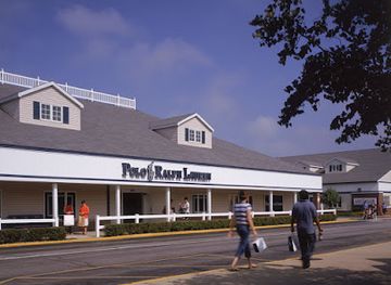Lighthouse Place Premium Outlets