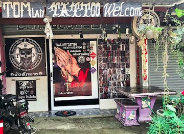 laos/vang-vieng/shop/tom-tattoo