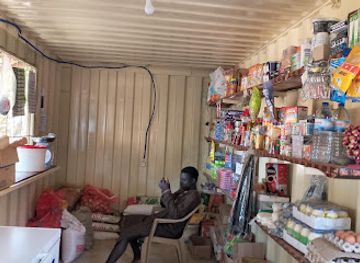 guinea-bissau/bolama-region/shop/contentor-rua-timor-praca-de-bandim