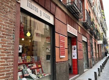 spain/madrid/shop/tipos-infames-libros-y-vinos
