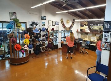 ecuador/guayaquil/barrio-del-centenario/shop/ecua-andino-hats