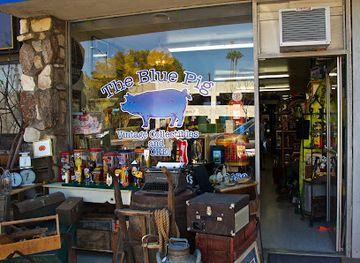 california/burbank/shop/the-blue-pig