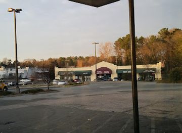 north-carolina/durham-area/shop/lakewood-shopping-center