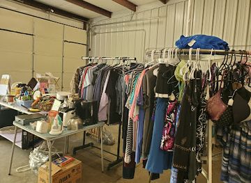 arkansas/mount-magazine-state-park/shop/kids-closet