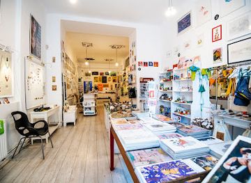 hungary/transdanubia/shop/rododendron-art-design-shop