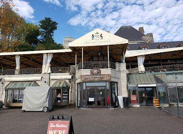 canada/niagara-peninsula/shop/queen-victoria-place-gift-shop