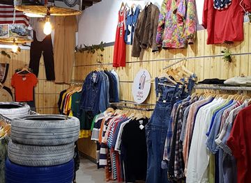 spain/cadiz/el-populo/shop/king-vintage