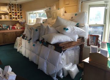 massachusetts/mount-greylock-state-reservation/shop/la-pace-inc