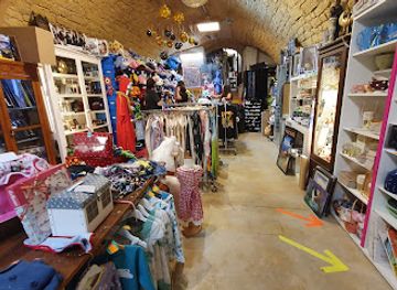 switzerland/neuchatel/shop/wotyoo-com-cavocado-com-kigurumi-universe