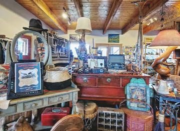 colorado/san-juan-mountains/shop/the-vault-vintage-and-consignment