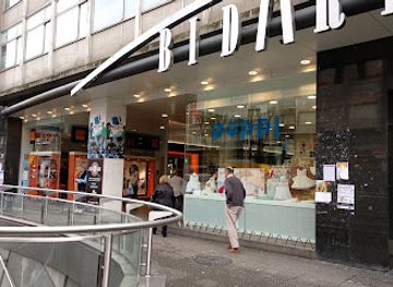 spain/bilbao/deusto/shop/centro-comercial-bidarte