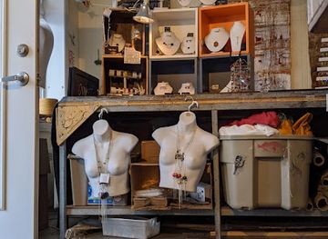 canada/saguenay-lac-saint-jean/shop/l-atelier-boutique-a-moi-de-moi
