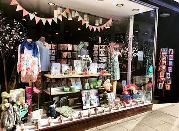 united-kingdom/windsor/shop/huttons