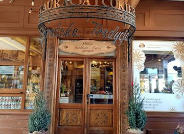 poland/zakopane/shop/velpa-zakopane-fashion-street