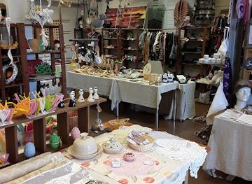 finland/north-karelia/shop/kasityomyymala-tiuhta