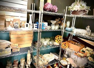 iowa/maquoketa-caves-state-park/shop/make-it-yours-upcycle-center