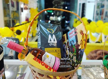 ethiopia/debre-libanos-monastery/shop/maki-gifts