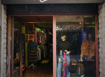 spain/seville/shop/wonder-vintage-sevilla