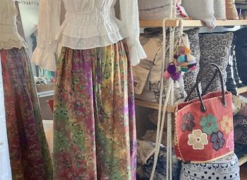 barbados/speightstown/shop/curiosbydesign